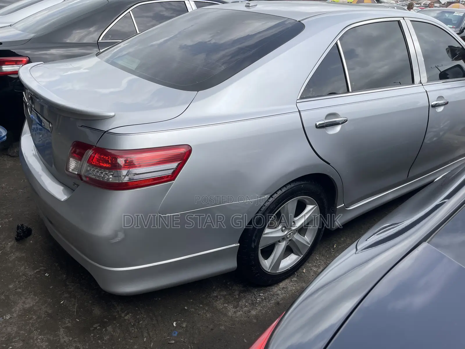 Toyota Camry 2011 Silver