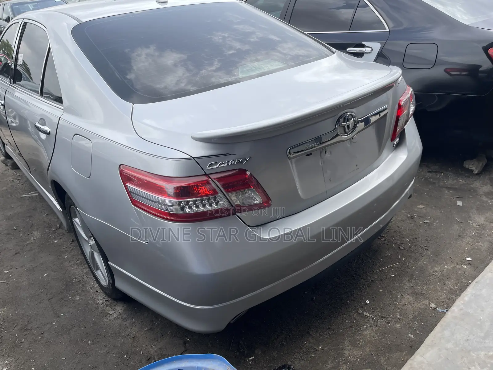 Toyota Camry 2011 Silver