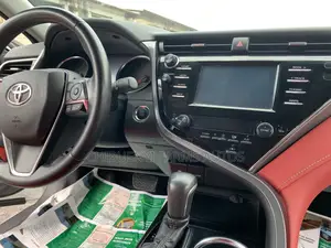 Toyota Camry XSE V6 (3.5L V6 8A) 2019 White