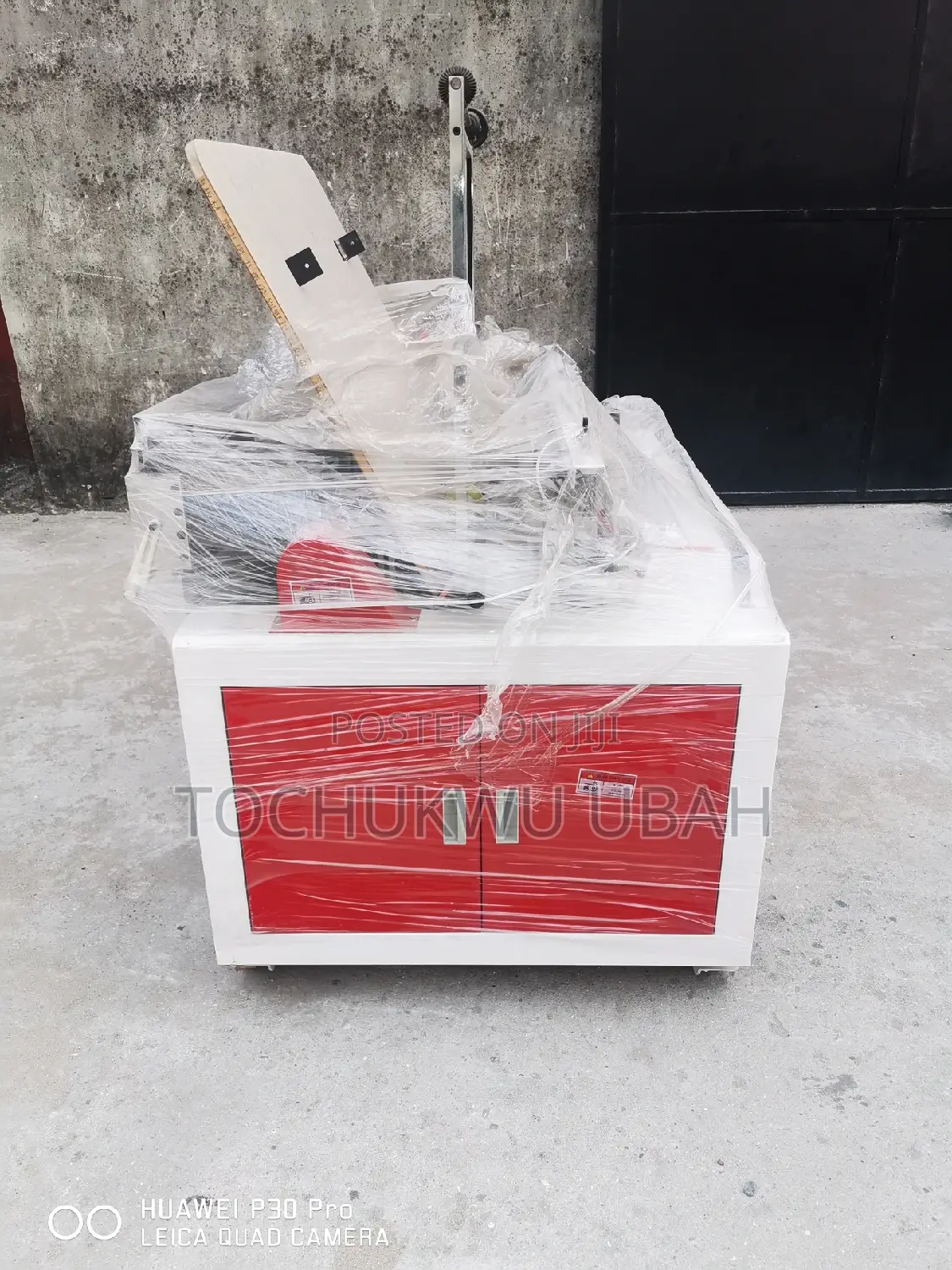 Single Desk Cutting Machine
