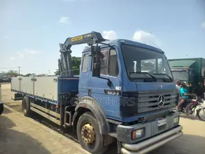 Mercedes 1824 Self-Loader 5tons
