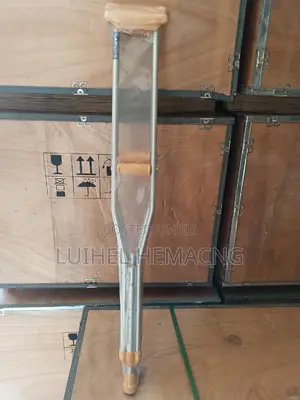 Armpit Crutches