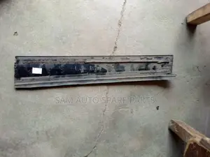 Toyota Highlander 2015 Model Door Pillar Chrome Back Left
