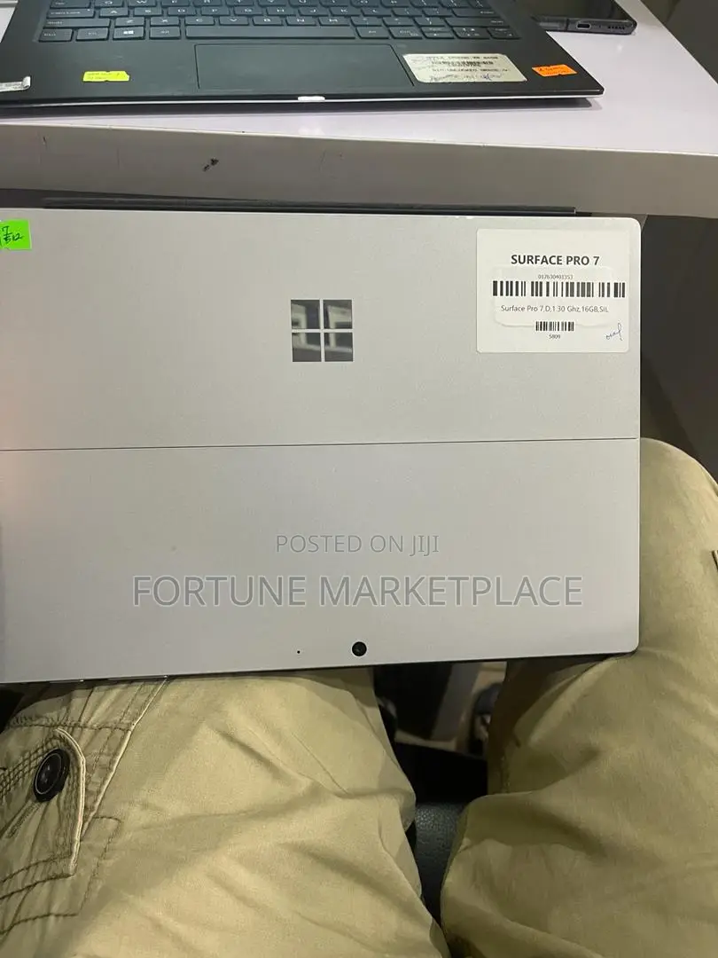 Laptop Microsoft Surface Pro 7 16GB Intel Core I7 SSD 512GB