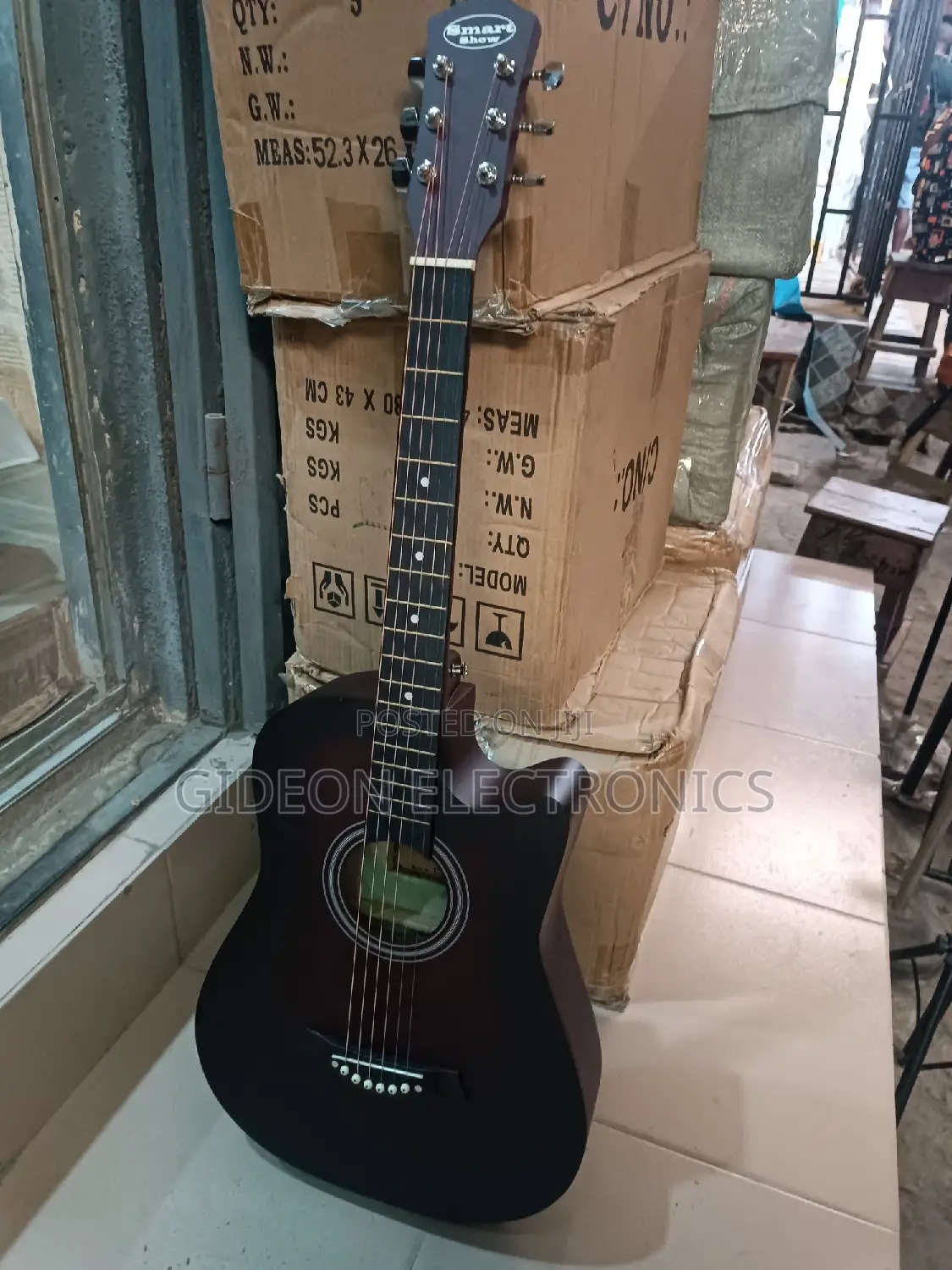 38" Medium Size Acoustic Guitar