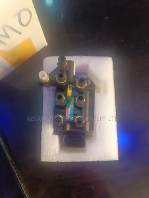 Bentley Bentyaga Valve Block