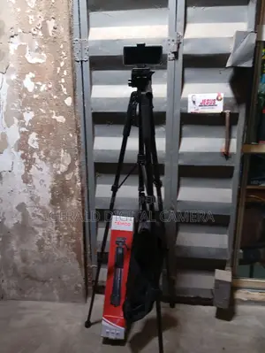 Camera Tripod Stand With Phone Folder