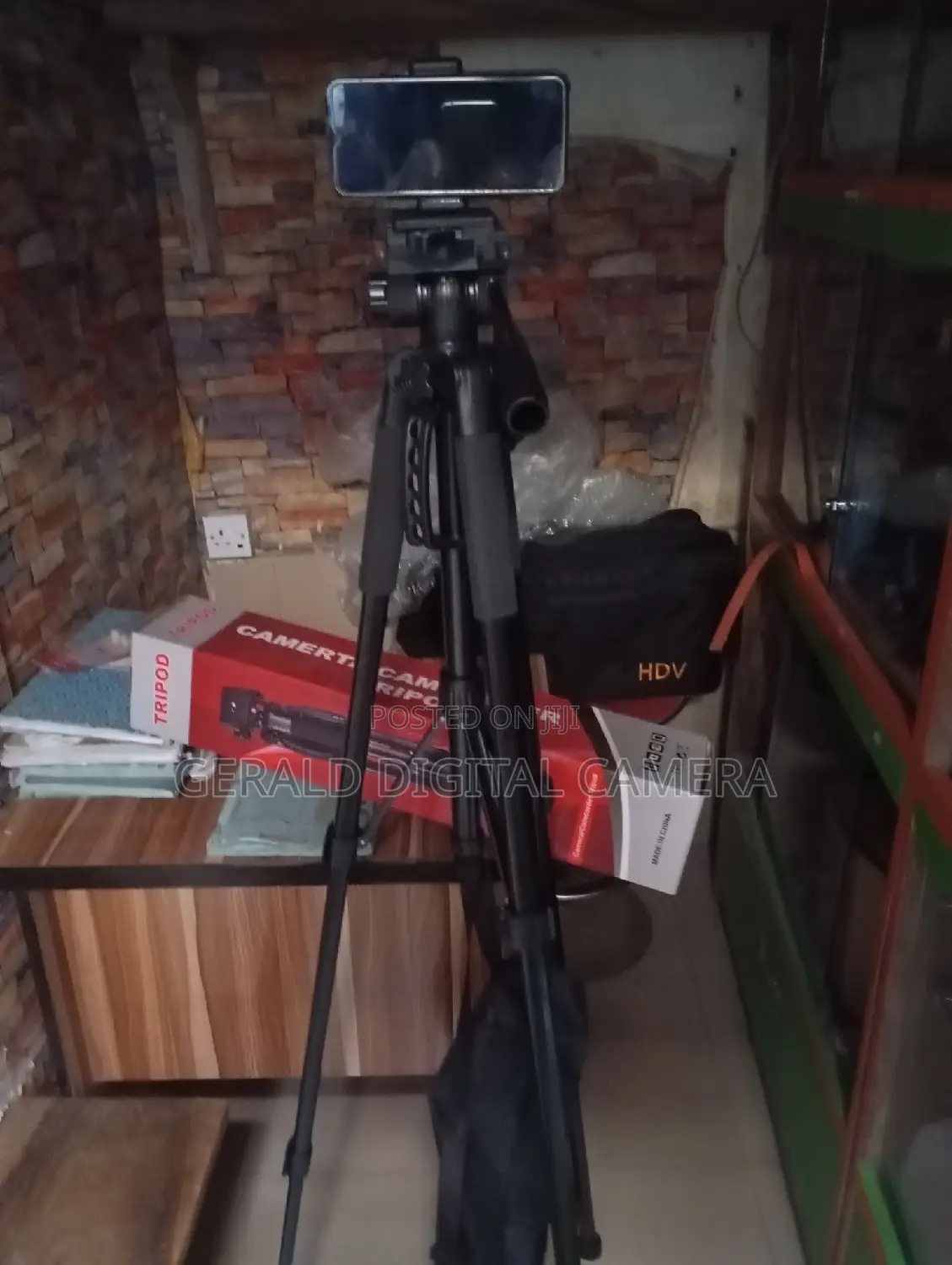 Camera Tripod Stand With Phone Folder