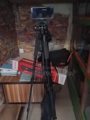 Camera Tripod Stand With Phone Folder