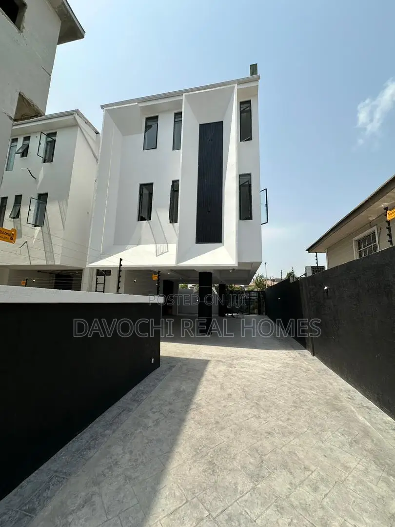 2bdrm Duplex in Lekki Phase One for sale