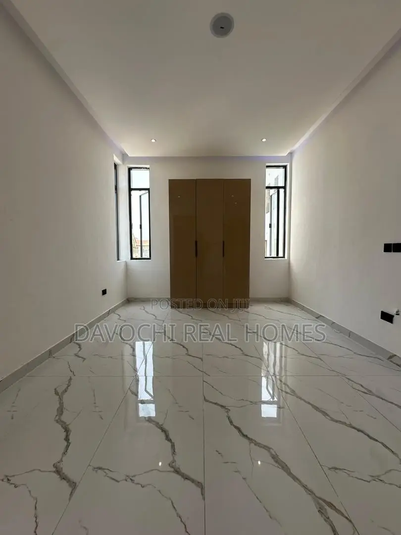 2bdrm Duplex in Lekki Phase One for sale