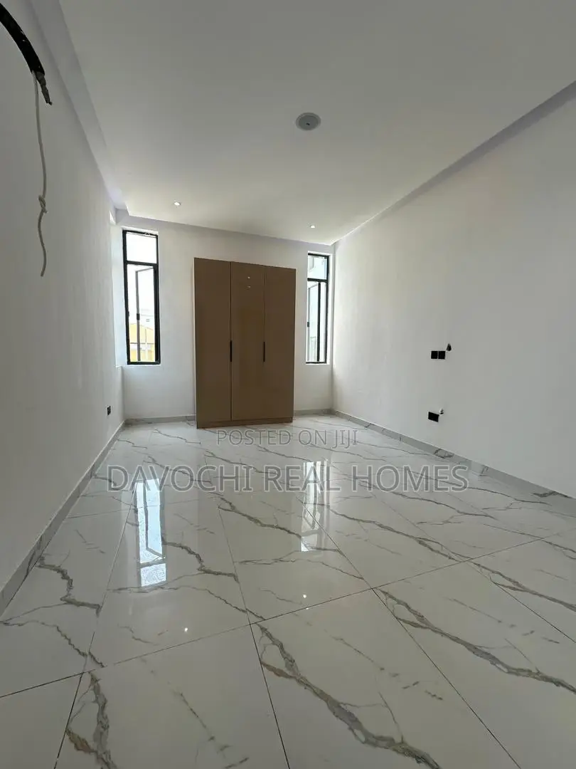 2bdrm Duplex in Lekki Phase One for sale
