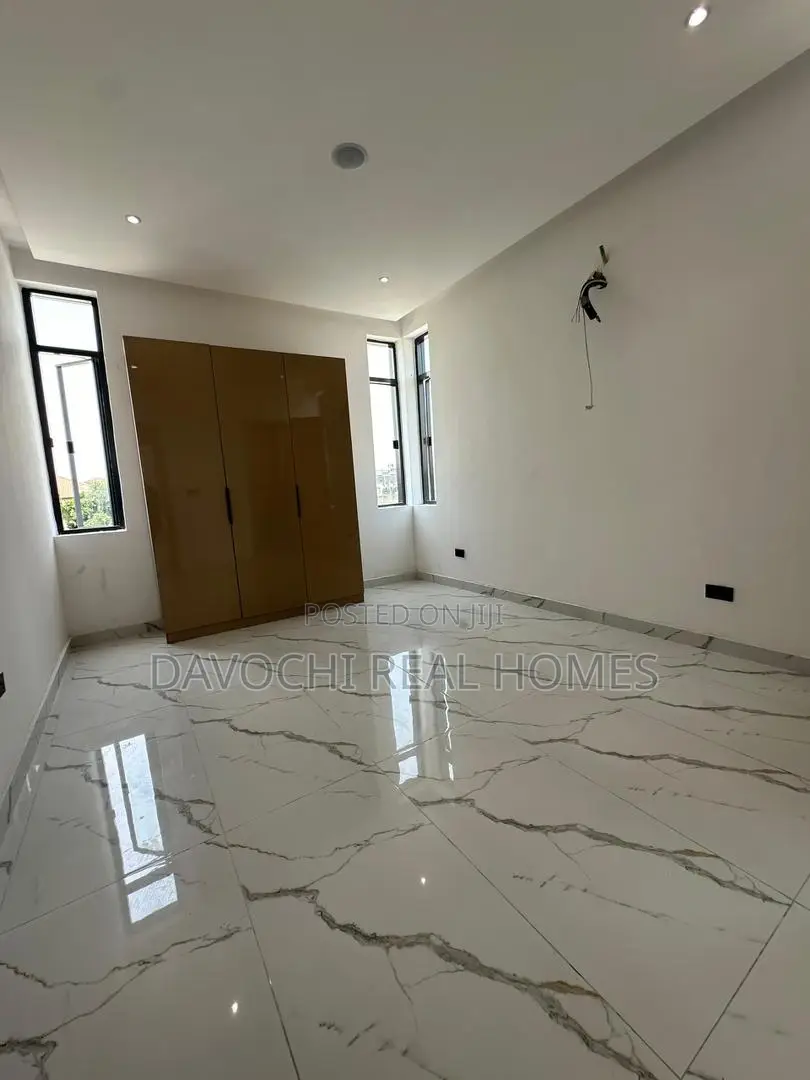 2bdrm Duplex in Lekki Phase One for sale