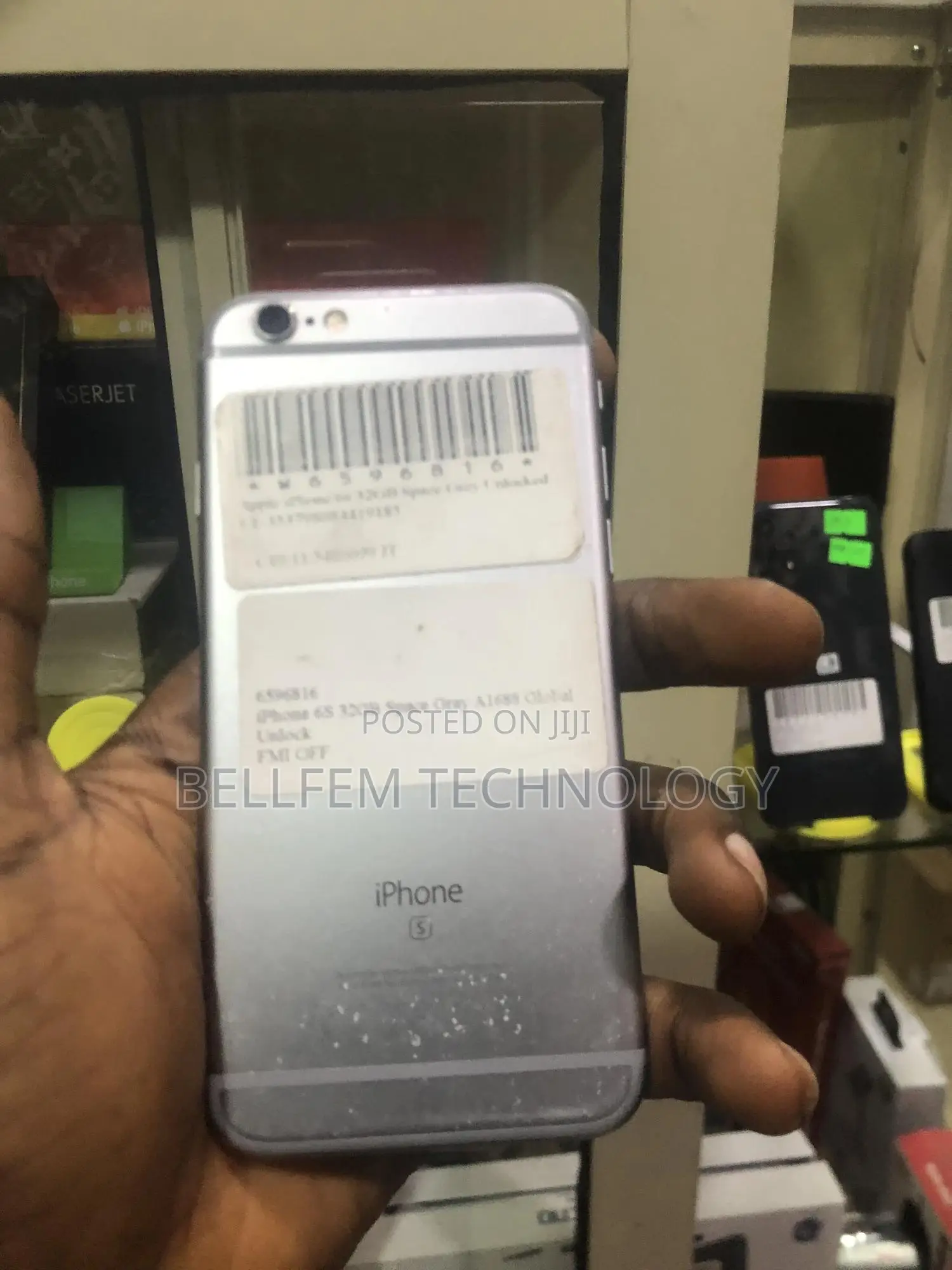 Apple iPhone 6s 64 GB Gold