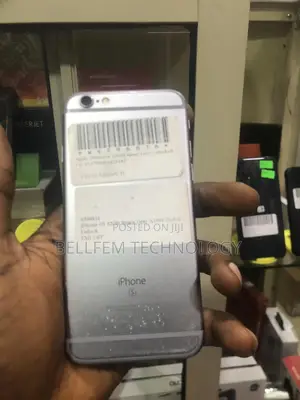 Apple iPhone 6s 64 GB Gold
