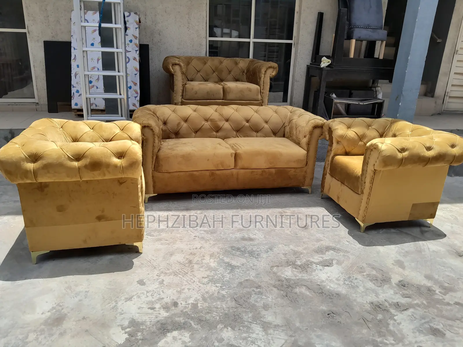 7 Seater Executive Gold Chesterfield Sofa