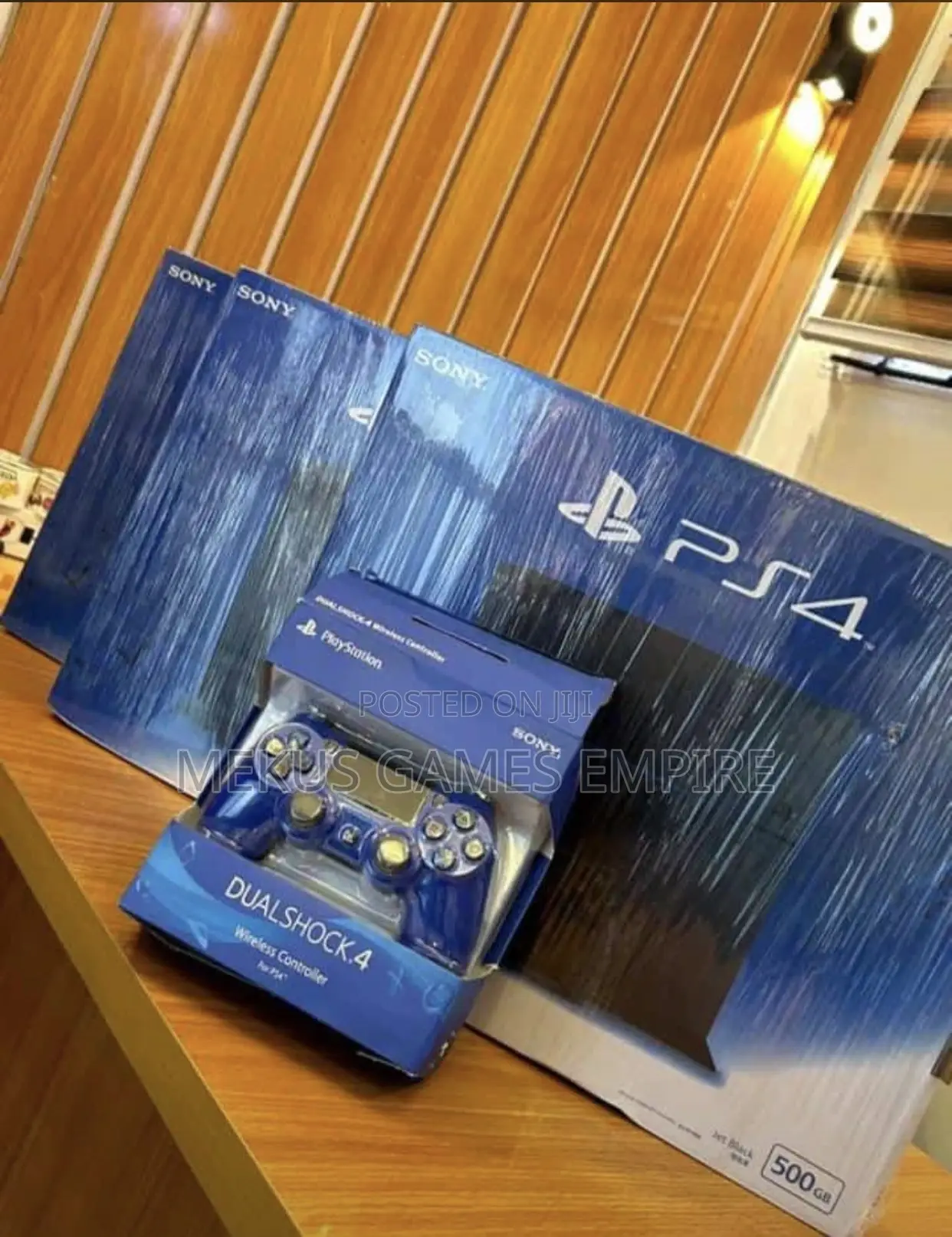 PS4 Console + Extra Controller