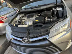 Toyota Camry 2015 Silver