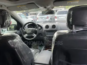Mercedes-Benz M Class 2011 Black