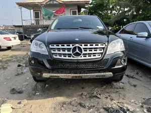 Mercedes-Benz M Class 2011 Black