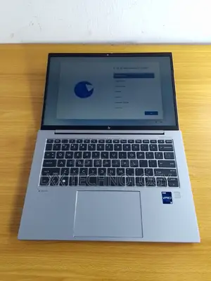 Laptop HP ZBook Firefly G8 16GB Intel Core I5 SSD 512GB