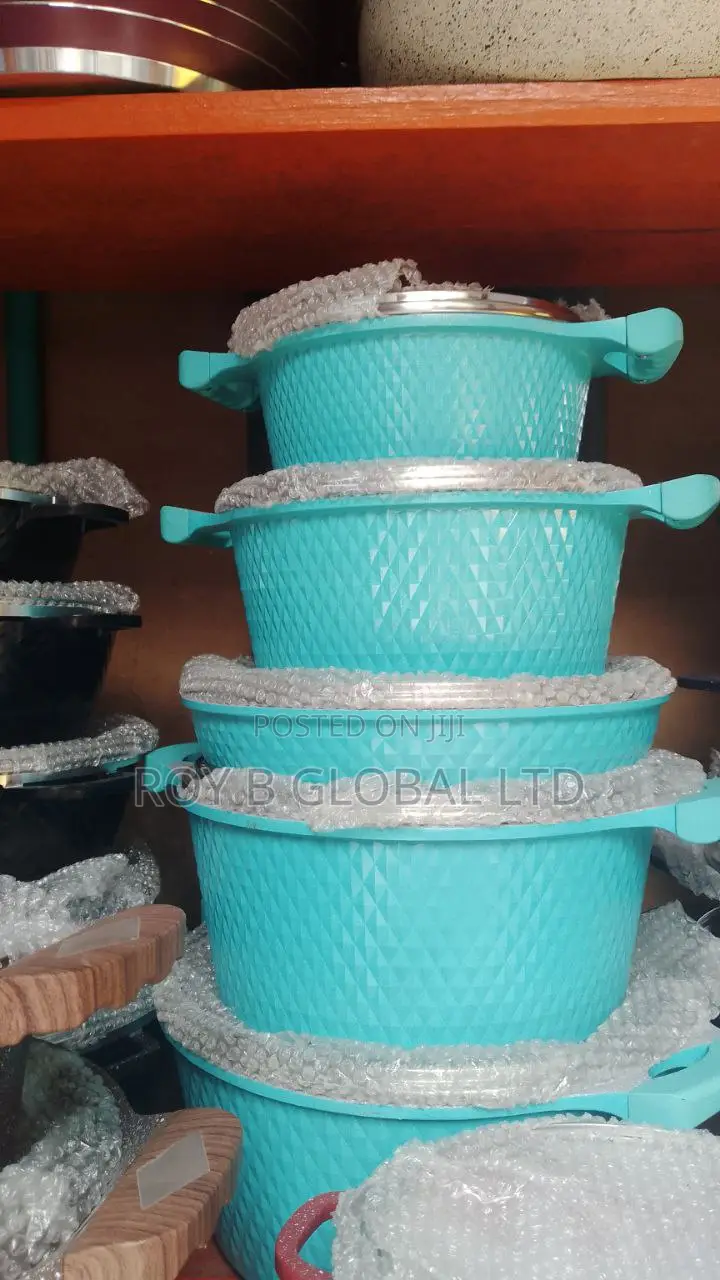Set of Non Stick Pot