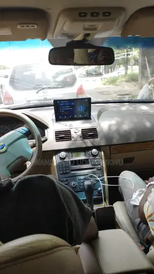 Volvo Android Screen