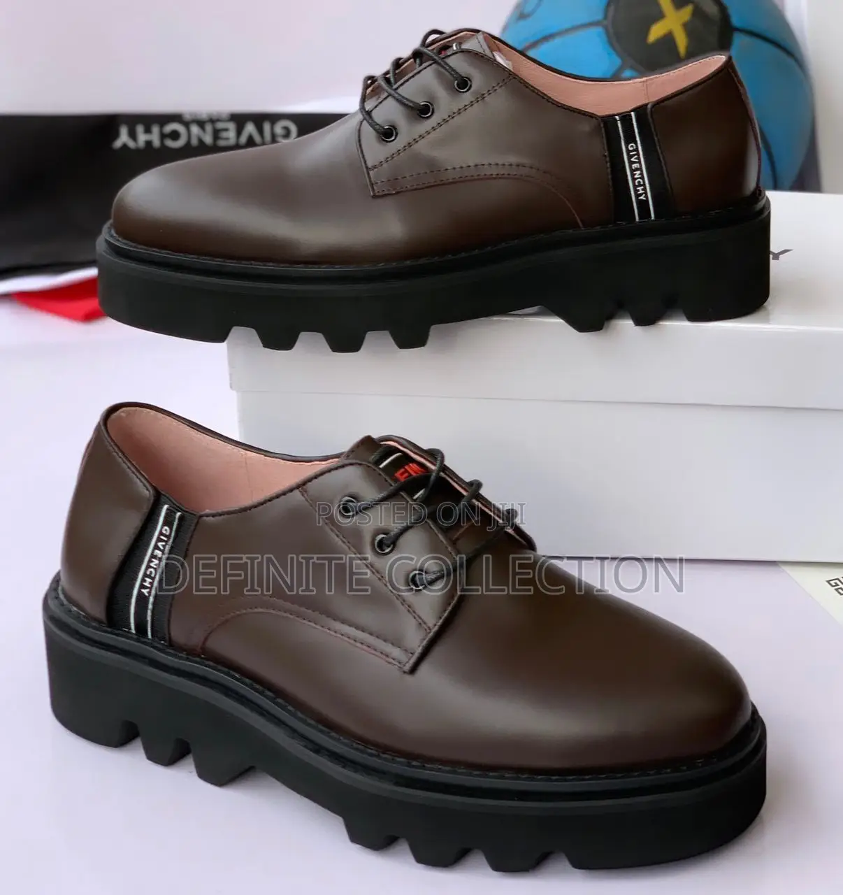 GIVENCHY Luxury Shoe