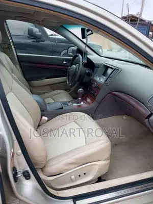 Infiniti G35 Sport RWD 2007 Gold
