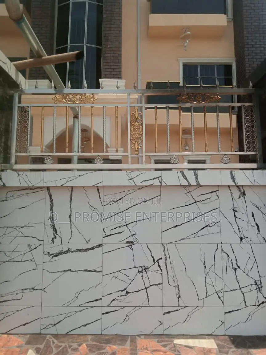 Stainless Fence Rails
