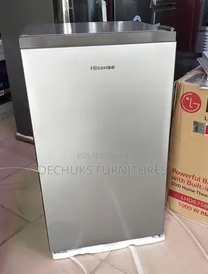 >>Brand New Hisense Single Door Refrigerator (93 Liters)<<
