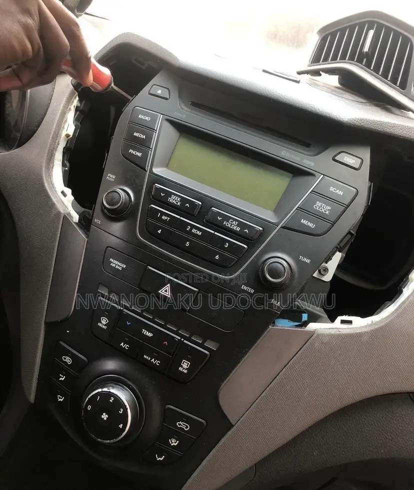 Santa Fe 2015 Android Screen With Reverse Camera