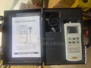 Acceleration Velocity Vibration Meter