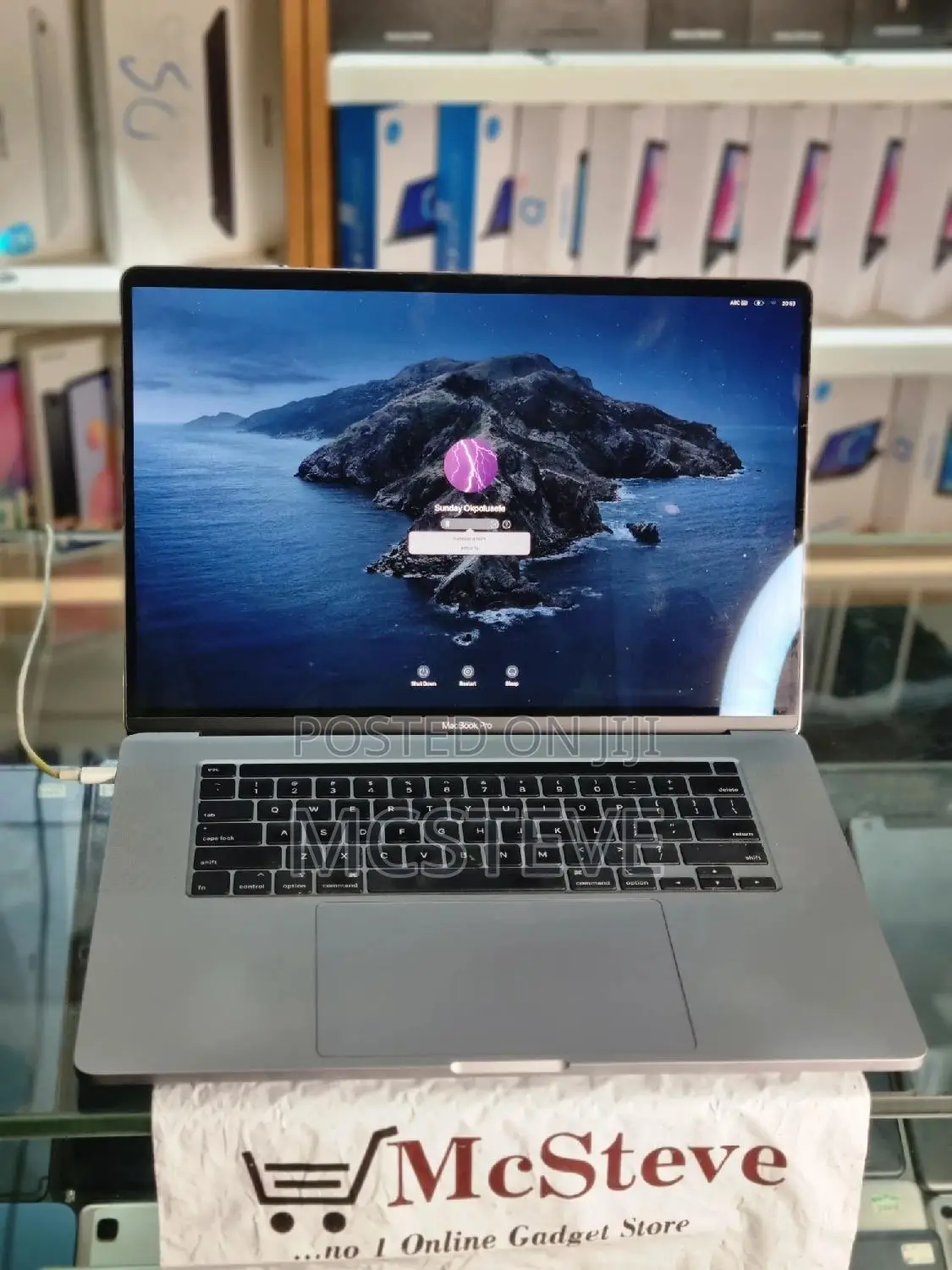Laptop Apple MacBook Pro 2019 32GB Intel Core i9 SSD 1T