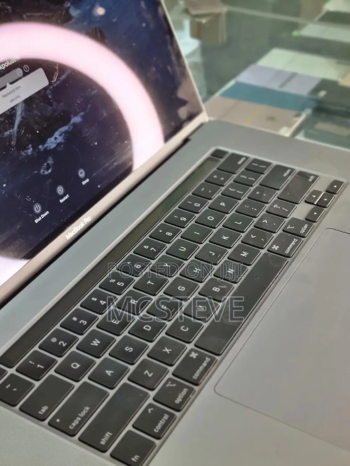 Laptop Apple MacBook Pro 2019 32GB Intel Core i9 SSD 1T