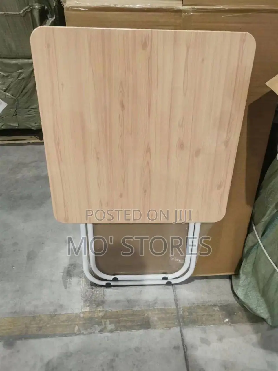 1table and 1chair