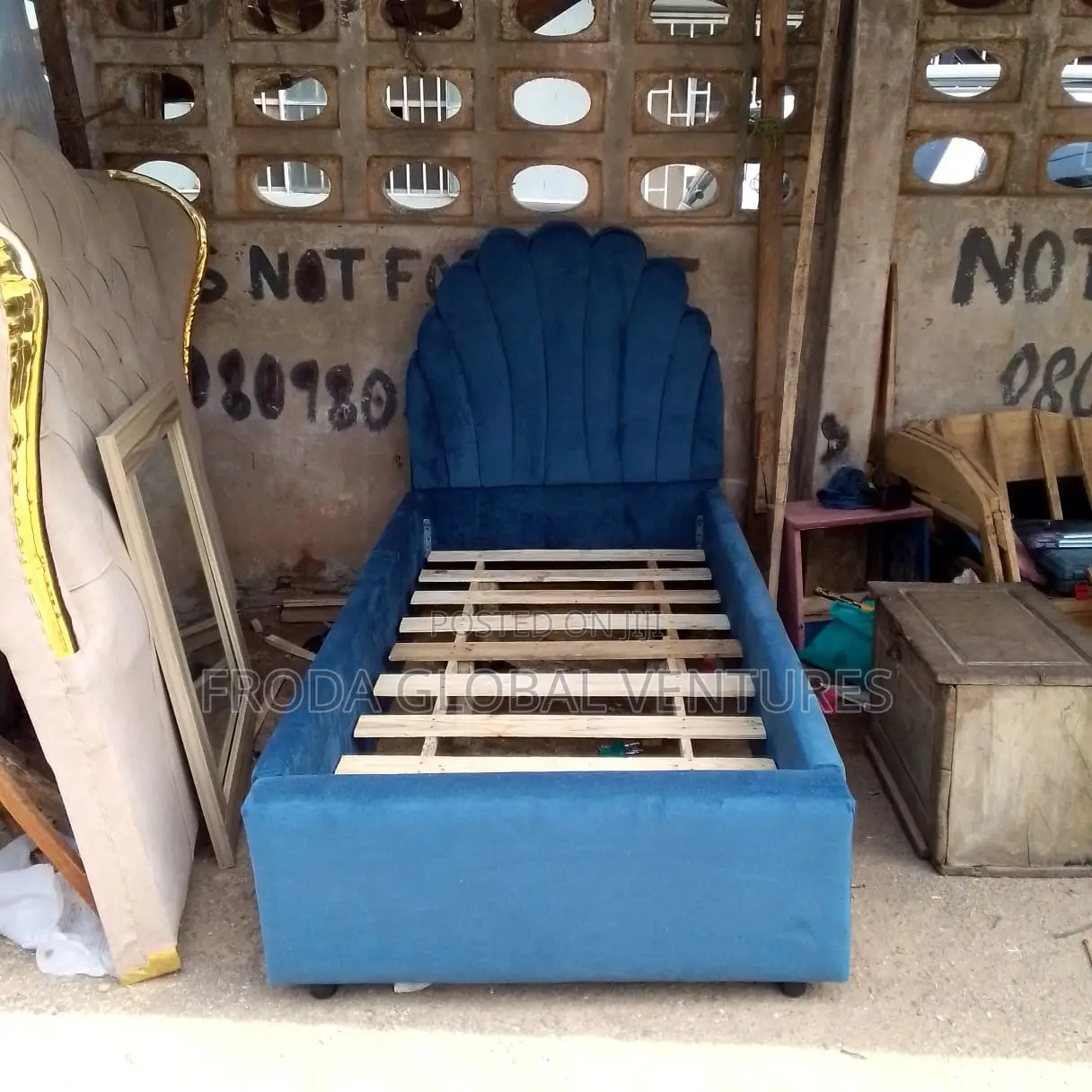 3by3 Ft Bedframe