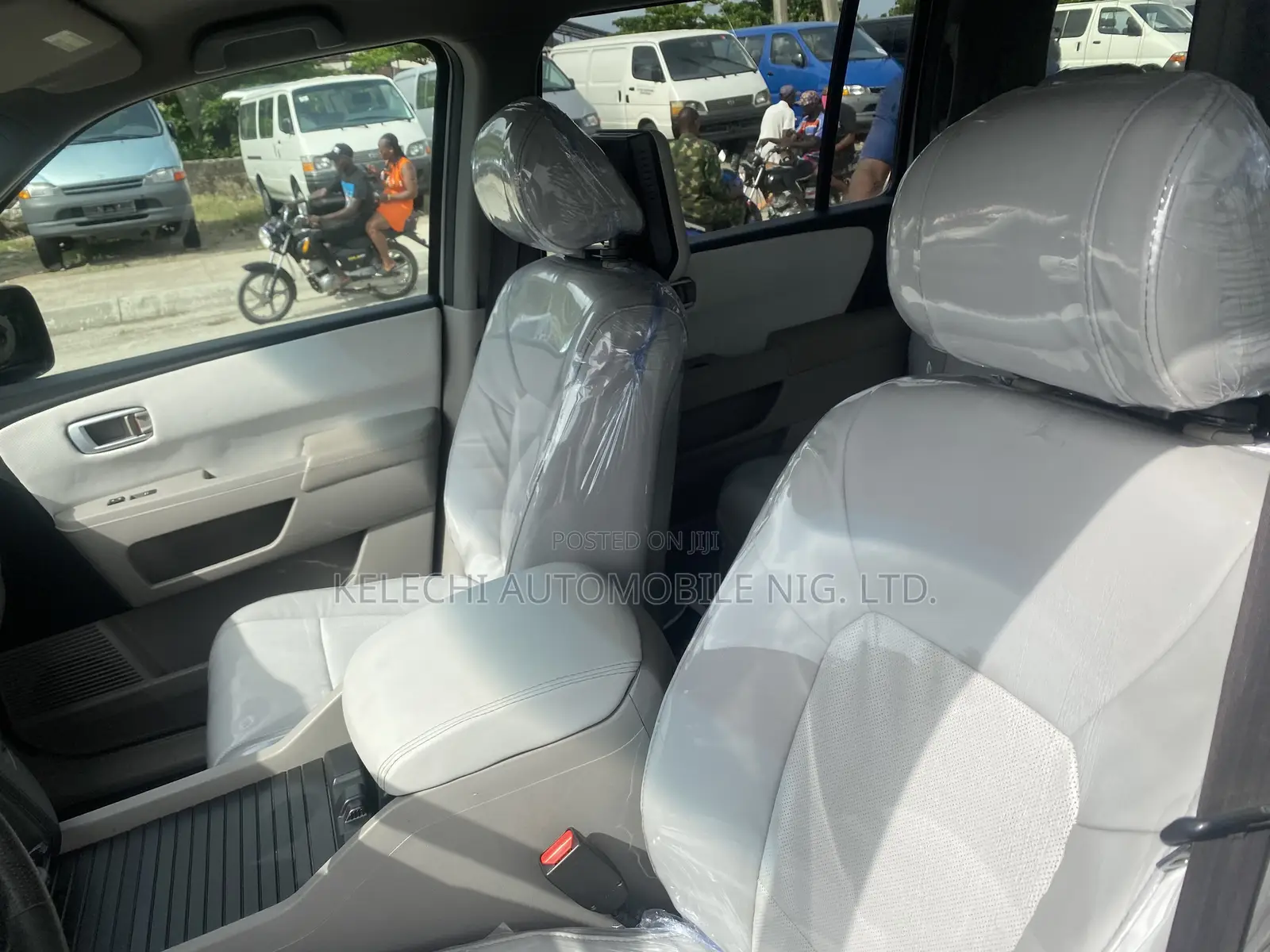 Honda Pilot 2011 Silver