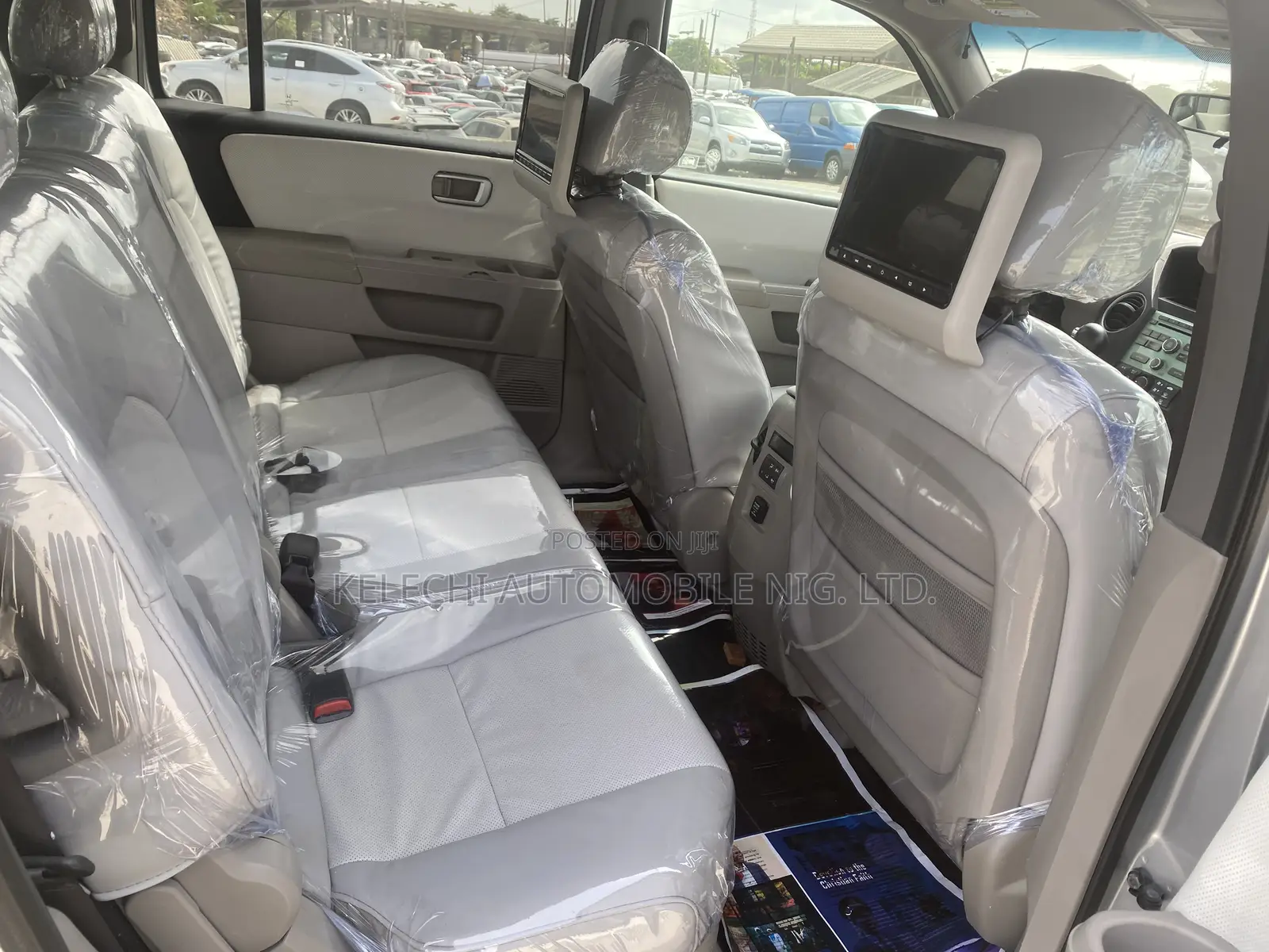 Honda Pilot 2011 Silver