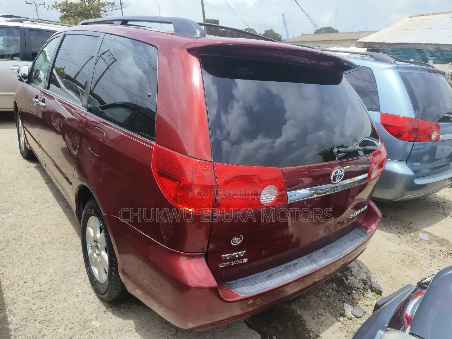 Toyota Sienna XLE AWD 2009 Red
