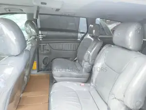 Toyota Sienna Limited 7 Passenger 2010 Gray