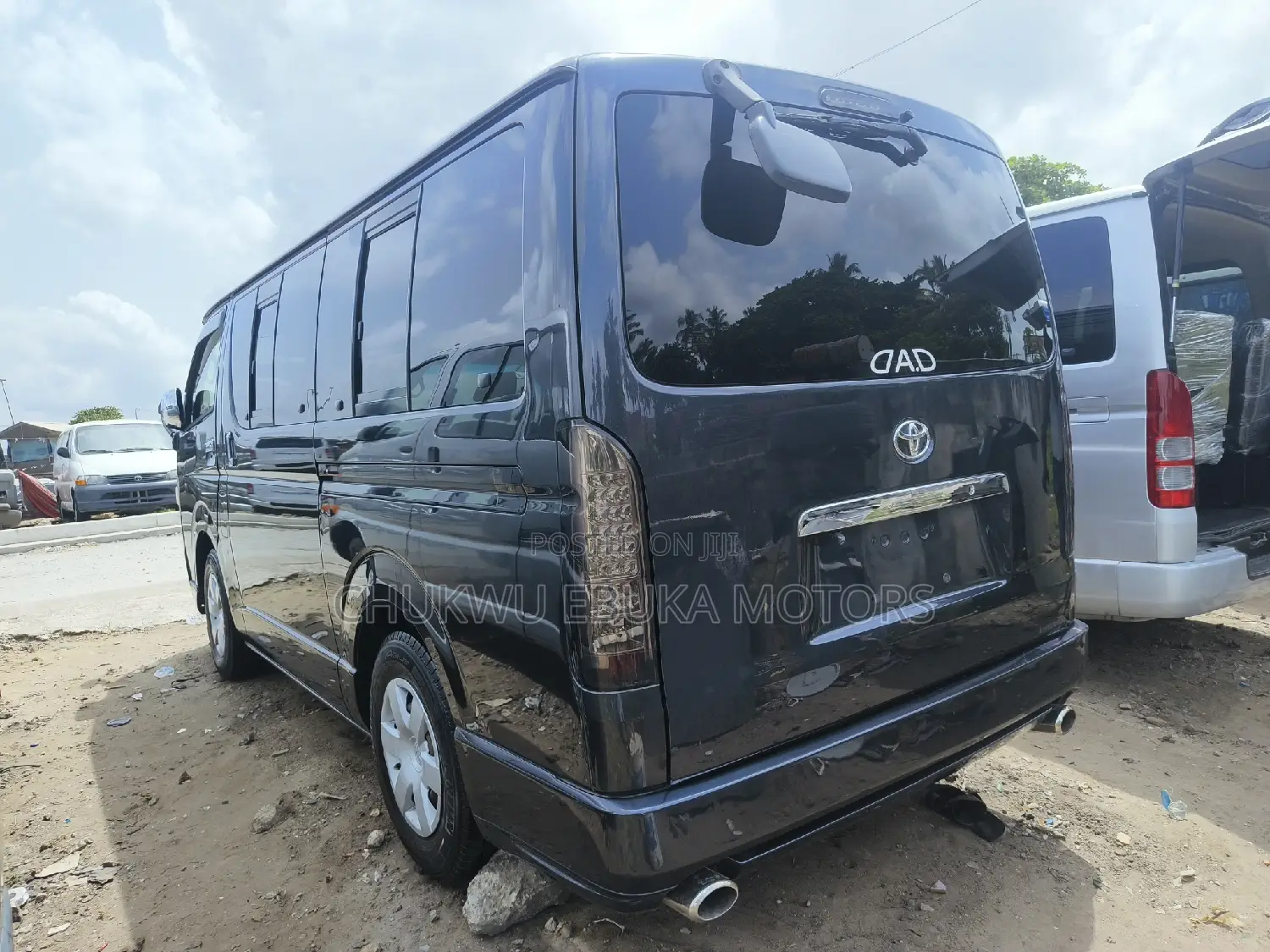 Toyota HiAce 2013 Grey