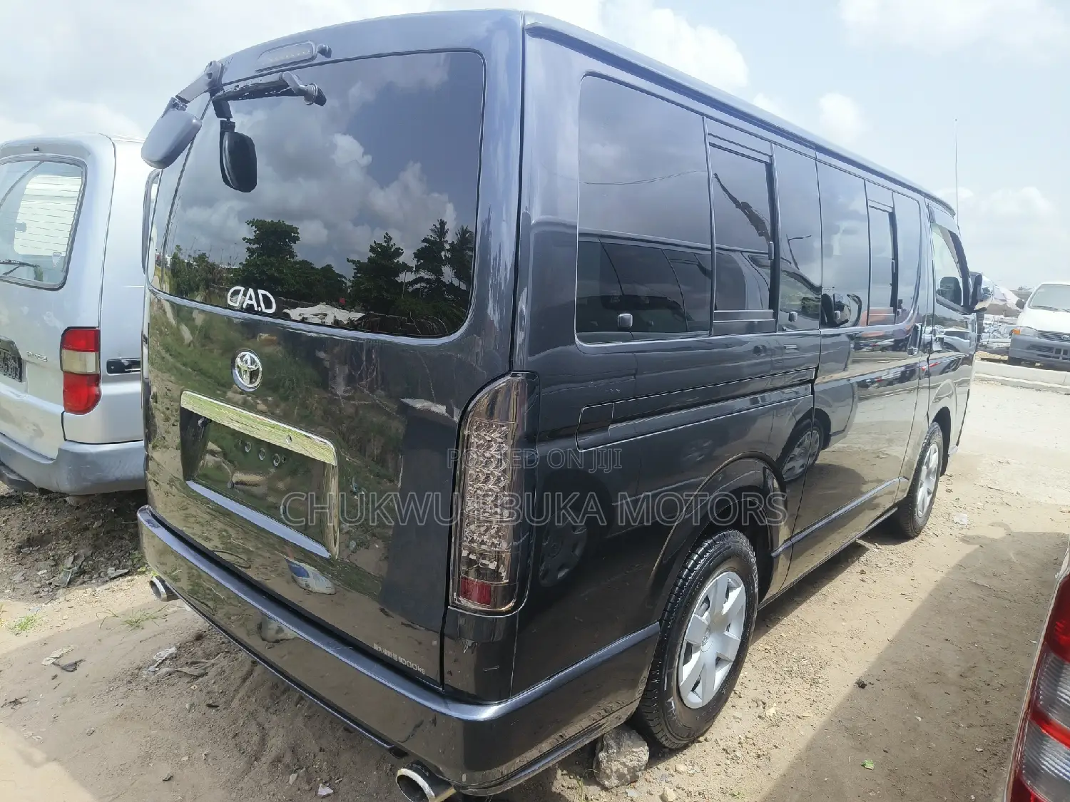 Toyota HiAce 2013 Grey
