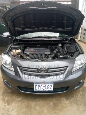 Toyota Corolla LE 4dr Sedan (1.8L 4cyl 4A) 2010 Gray