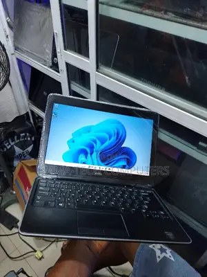 Laptop Dell Latitude E7240 8GB Intel Core I7 SSD 256GB