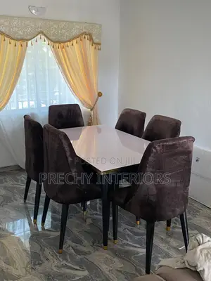 6 Chairs High Gloss Dinner Table