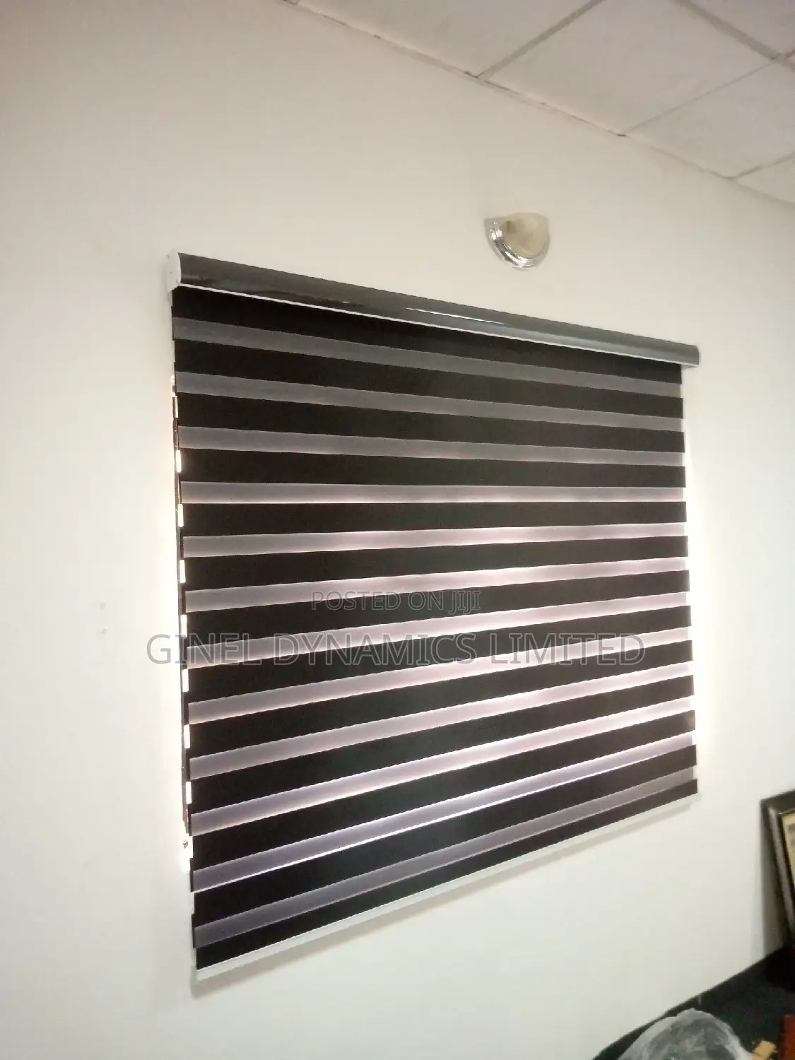 Top Quality Window Blind (Free Delivery)
