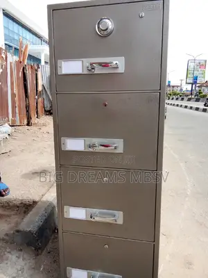 CRV Chrome Gubabi Manual Fireproof Safe (4d)