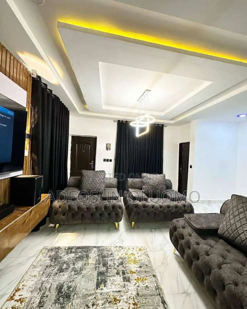 Pop Full Ceiling Interior Design