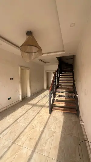5bdrm Townhouse/Terrace in Jabi for sale